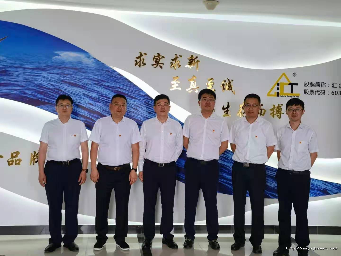 16233108843004475D92.jpg f6b1da8876b71edc6a1f52f837aa0dc.jpg